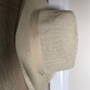 Base cream cowboy hat
